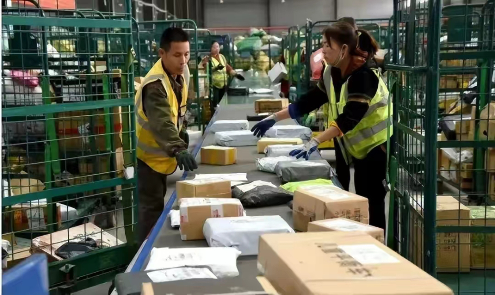 30kg中國寄到美國快遞一般多少錢？不同快遞公司費用對比