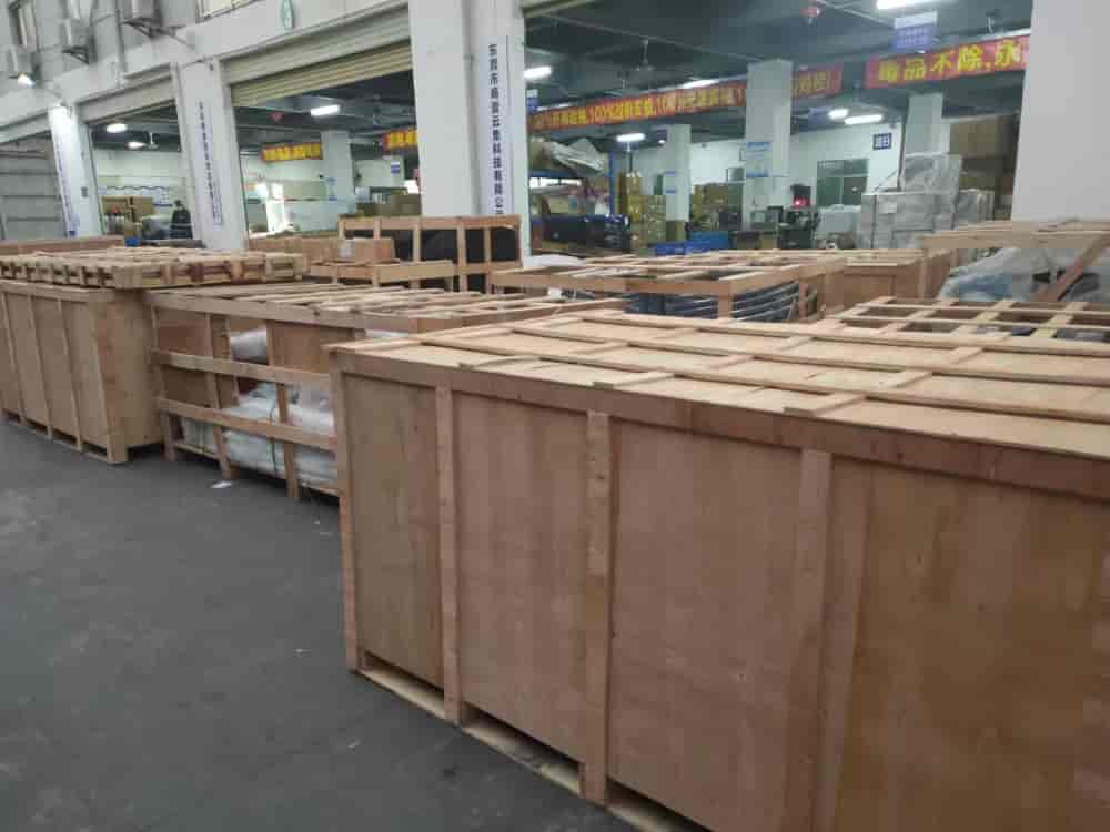 越南專(zhuān)線(xiàn)_胡志明工業(yè)區(qū)直達(dá)_原材料運(yùn)輸_雙清包稅